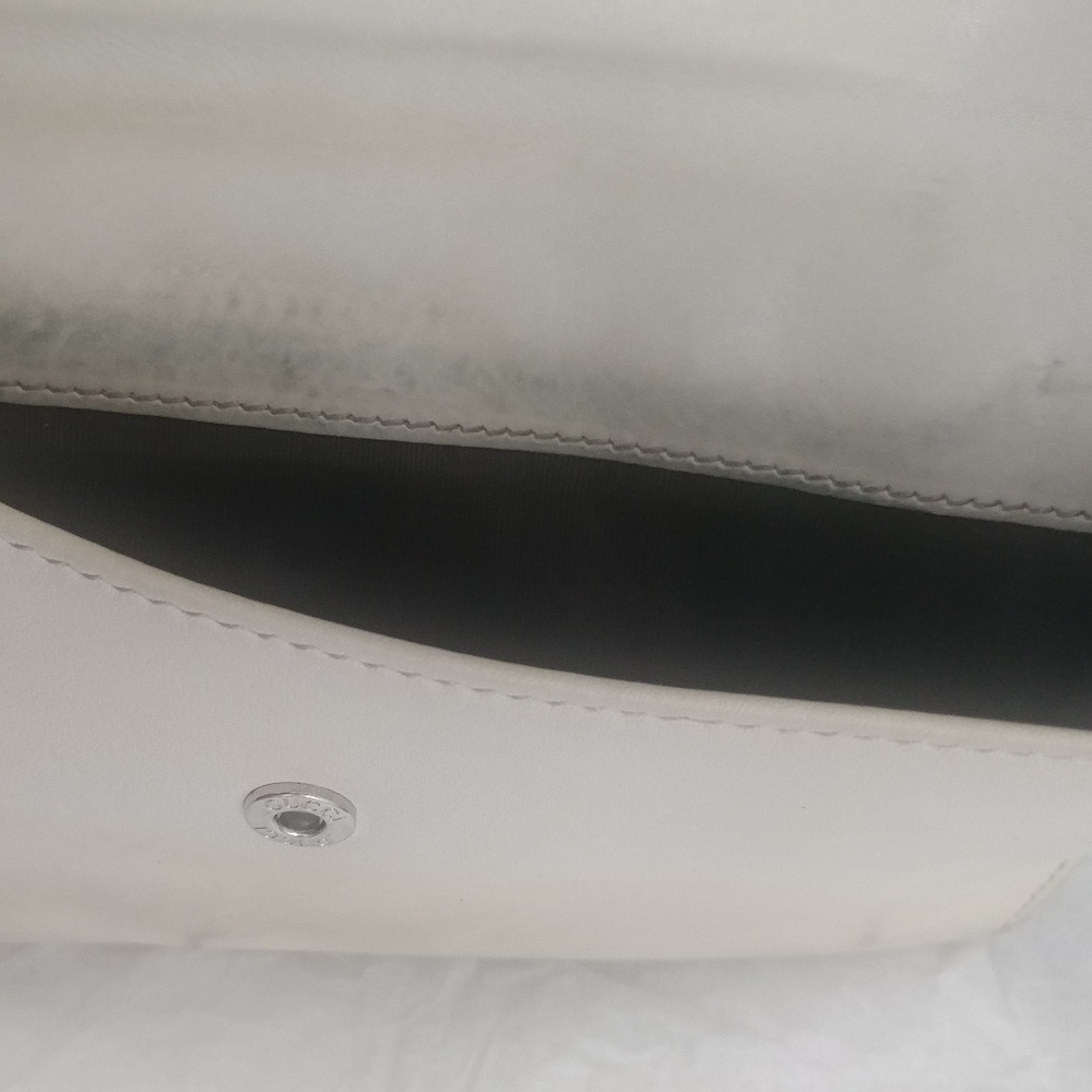 Long Rare Large Silver Button Snap Gucci Wallet - image 6